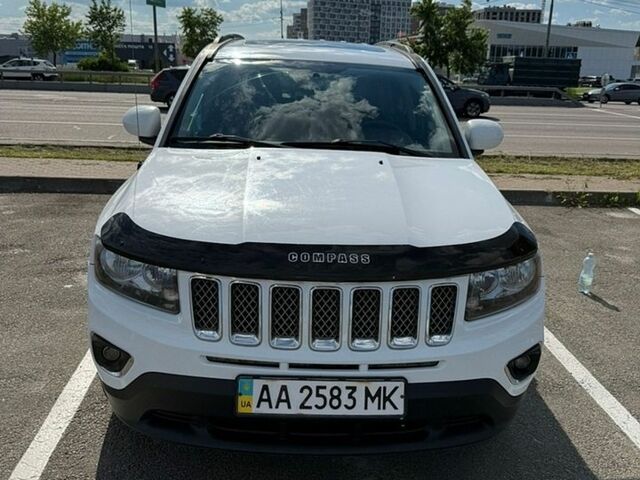Белый Джип Компас, объемом двигателя 2.36 л и пробегом 120 тыс. км за 10500 $, фото 1 на Automoto.ua