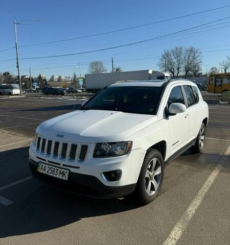Белый Джип Компас, объемом двигателя 2.36 л и пробегом 128 тыс. км за 11000 $, фото 1 на Automoto.ua