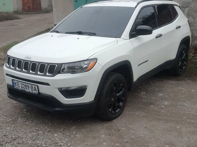 Білий Джип Compass, об'ємом двигуна 2.36 л та пробігом 82 тис. км за 16200 $, фото 1 на Automoto.ua