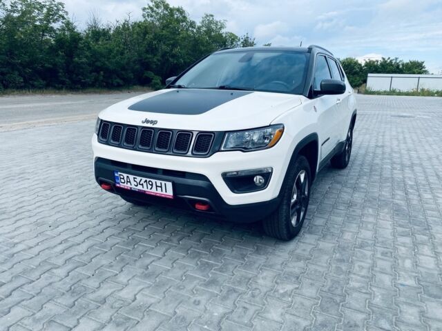 Білий Джип Compass, об'ємом двигуна 2.4 л та пробігом 152 тис. км за 17400 $, фото 1 на Automoto.ua