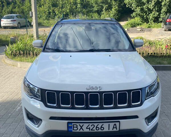 Белый Джип Компас, объемом двигателя 2.4 л и пробегом 148 тыс. км за 15000 $, фото 1 на Automoto.ua