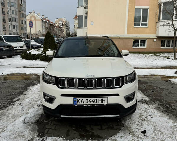 Белый Джип Компас, объемом двигателя 2.36 л и пробегом 99 тыс. км за 16400 $, фото 1 на Automoto.ua