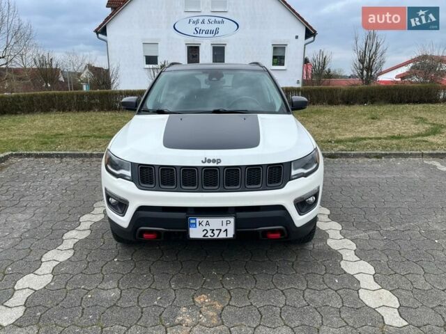 Белый Джип Компас, объемом двигателя 2.4 л и пробегом 88 тыс. км за 17000 $, фото 1 на Automoto.ua