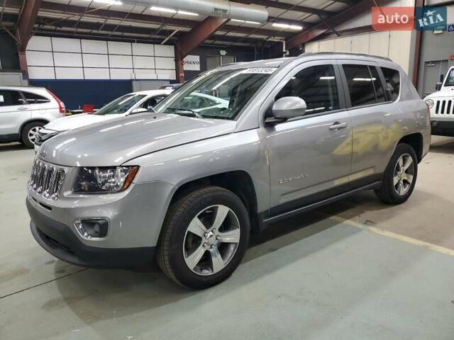 Белый Джип Компас, объемом двигателя 2.36 л и пробегом 72 тыс. км за 1600 $, фото 1 на Automoto.ua