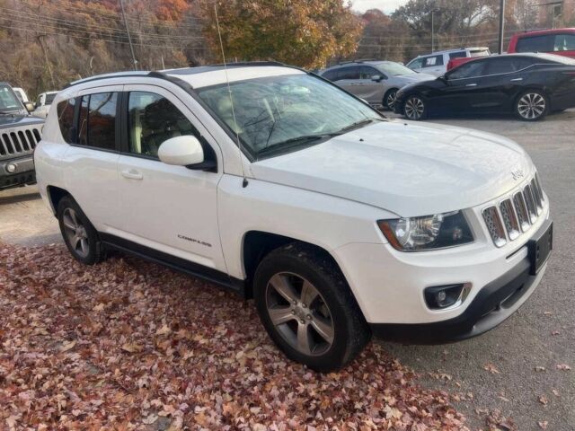 Білий Джип Compass, об'ємом двигуна 2.4 л та пробігом 62 тис. км за 5500 $, фото 1 на Automoto.ua