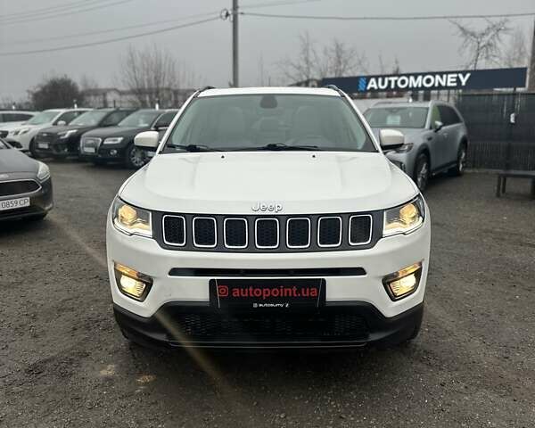 Белый Джип Компас, объемом двигателя 2.4 л и пробегом 120 тыс. км за 15800 $, фото 1 на Automoto.ua