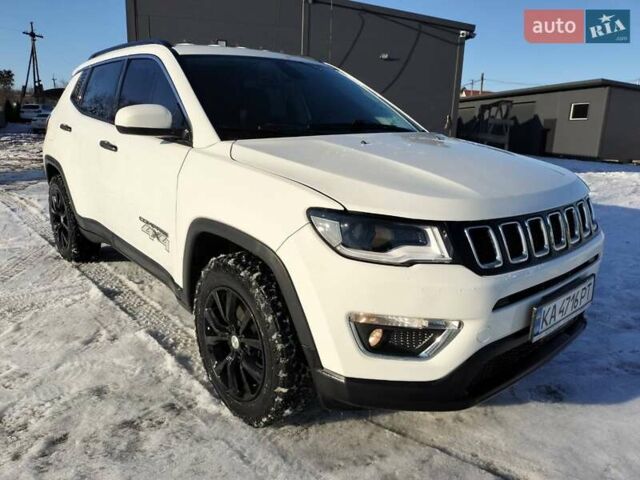 Белый Джип Компас, объемом двигателя 2.4 л и пробегом 125 тыс. км за 13500 $, фото 1 на Automoto.ua