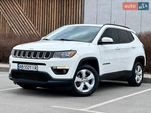 Белый Джип Компас, объемом двигателя 2.36 л и пробегом 190 тыс. км за 12999 $, фото 1 на Automoto.ua