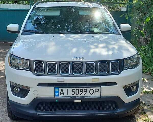 Белый Джип Компас, объемом двигателя 2.36 л и пробегом 30 тыс. км за 18500 $, фото 1 на Automoto.ua