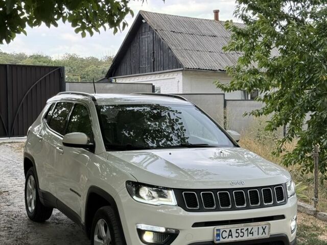 Белый Джип Компас, объемом двигателя 2.4 л и пробегом 77 тыс. км за 12505 $, фото 1 на Automoto.ua