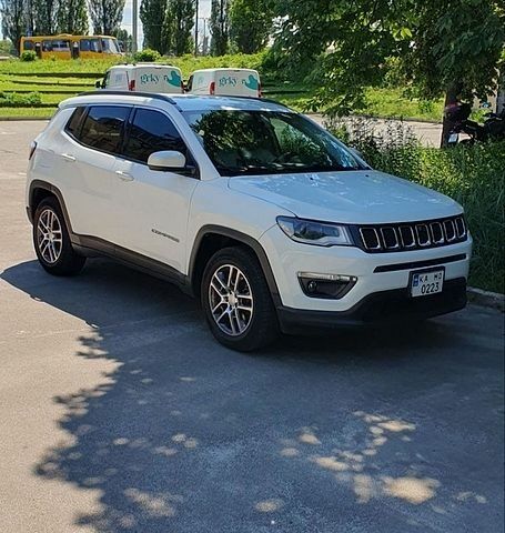 Білий Джип Compass, об'ємом двигуна 2.36 л та пробігом 144 тис. км за 14700 $, фото 1 на Automoto.ua