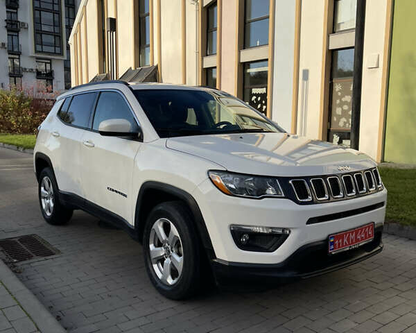 Белый Джип Компас, объемом двигателя 2.4 л и пробегом 47 тыс. км за 14900 $, фото 1 на Automoto.ua