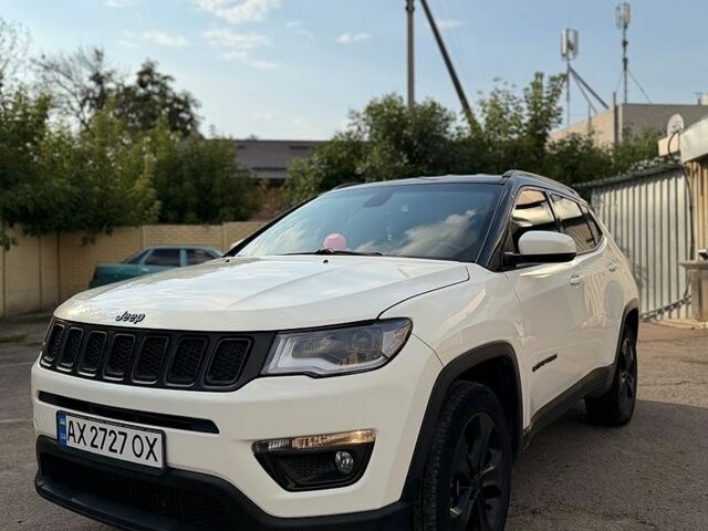 Белый Джип Компас, объемом двигателя 2.36 л и пробегом 115 тыс. км за 16000 $, фото 1 на Automoto.ua