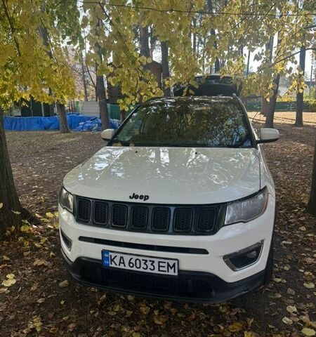 Белый Джип Компас, объемом двигателя 2.36 л и пробегом 127 тыс. км за 14000 $, фото 1 на Automoto.ua