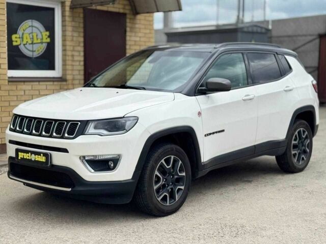 Білий Джип Compass, об'ємом двигуна 2.4 л та пробігом 142 тис. км за 12550 $, фото 1 на Automoto.ua