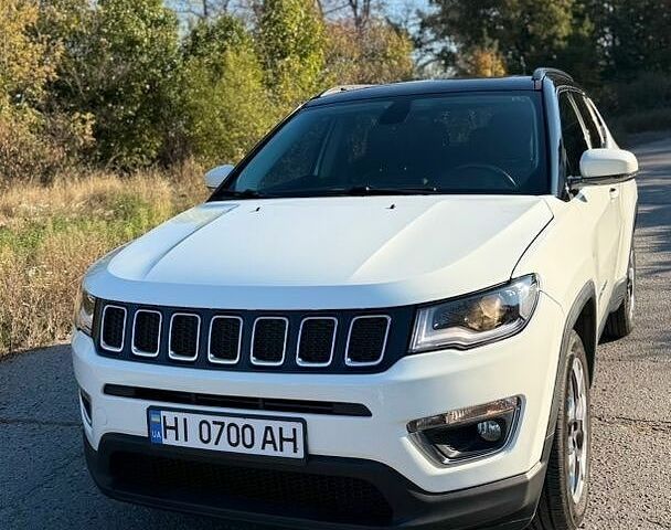 Білий Джип Compass, об'ємом двигуна 2.4 л та пробігом 111 тис. км за 15700 $, фото 1 на Automoto.ua
