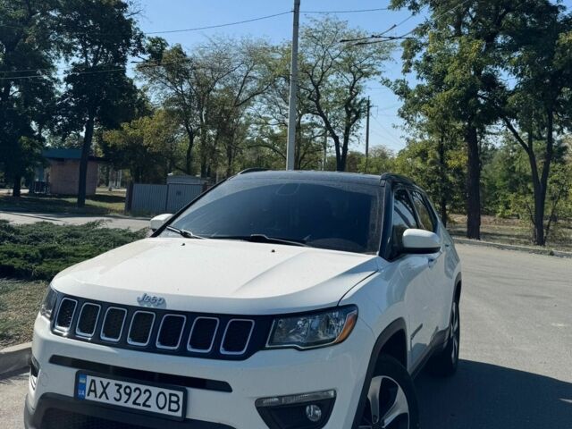 Білий Джип Compass, об'ємом двигуна 2.4 л та пробігом 130 тис. км за 15000 $, фото 1 на Automoto.ua