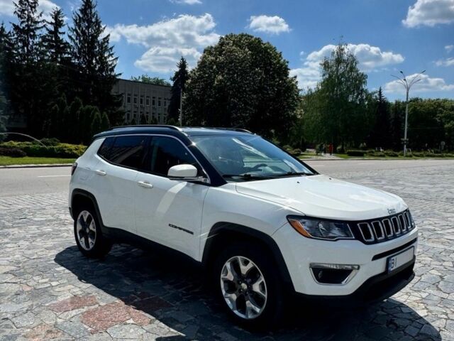 Білий Джип Compass, об'ємом двигуна 2.4 л та пробігом 144 тис. км за 15499 $, фото 1 на Automoto.ua