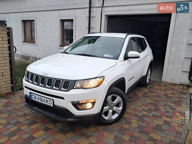 Белый Джип Компас, объемом двигателя 2.36 л и пробегом 117 тыс. км за 14300 $, фото 1 на Automoto.ua