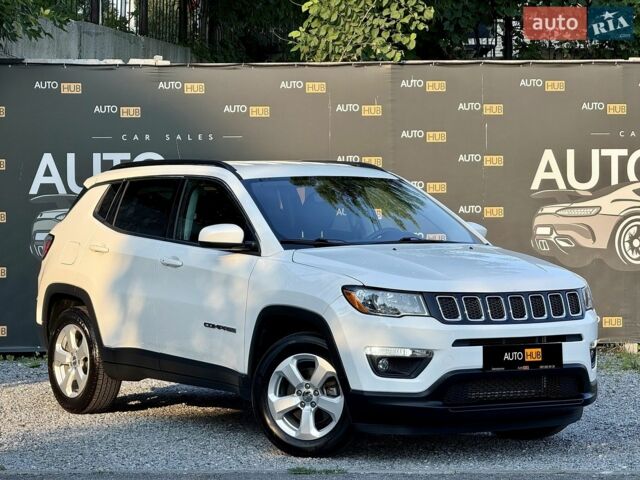 Білий Джип Compass, об'ємом двигуна 0 л та пробігом 160 тис. км за 13800 $, фото 1 на Automoto.ua