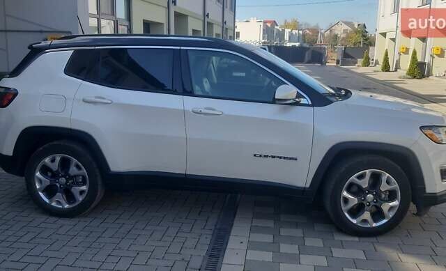 Джип Compass 2019 у Івано-Франківську на Automoto.ua Білий Джип Compass, об'ємом двигуна 2.36 л та пробігом 82 тис. км за 14900 $, фото 1 на Automoto.ua