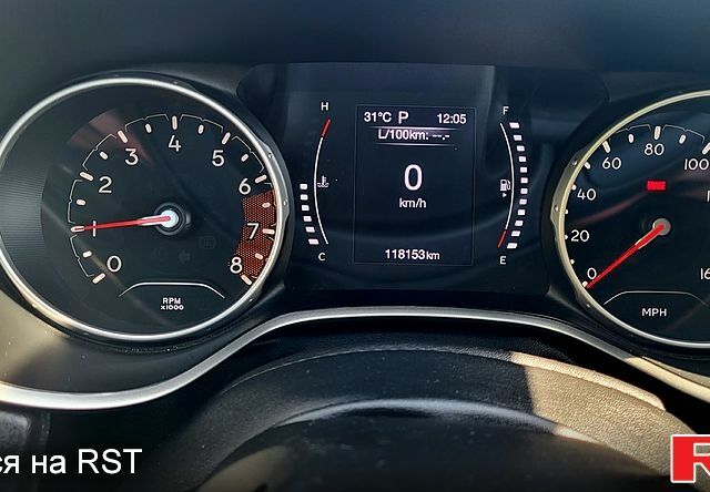 Белый Джип Компас, объемом двигателя 2.4 л и пробегом 128 тыс. км за 16500 $, фото 1 на Automoto.ua