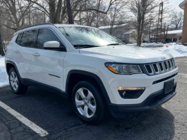 Білий Джип Compass, об'ємом двигуна 2.4 л та пробігом 47 тис. км за 9500 $, фото 1 на Automoto.ua