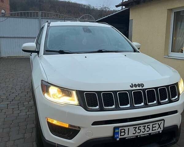 Белый Джип Компас, объемом двигателя 2.36 л и пробегом 38 тыс. км за 16500 $, фото 1 на Automoto.ua