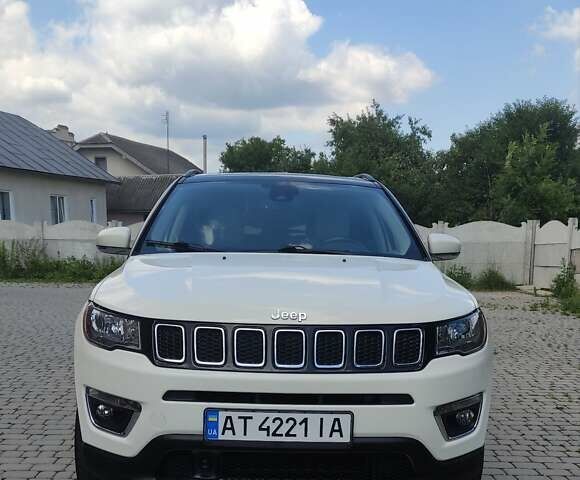 Білий Джип Compass, об'ємом двигуна 2.36 л та пробігом 104 тис. км за 15500 $, фото 1 на Automoto.ua