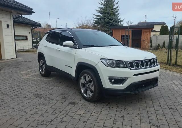 Белый Джип Компас, объемом двигателя 2.36 л и пробегом 66 тыс. км за 18500 $, фото 1 на Automoto.ua