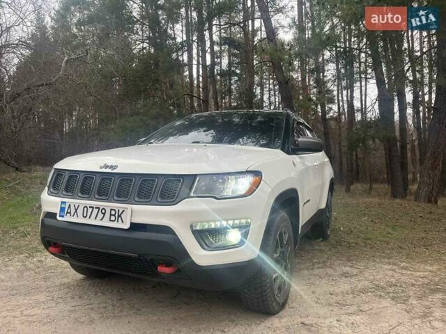 Білий Джип Compass, об'ємом двигуна 2.36 л та пробігом 93 тис. км за 17000 $, фото 1 на Automoto.ua