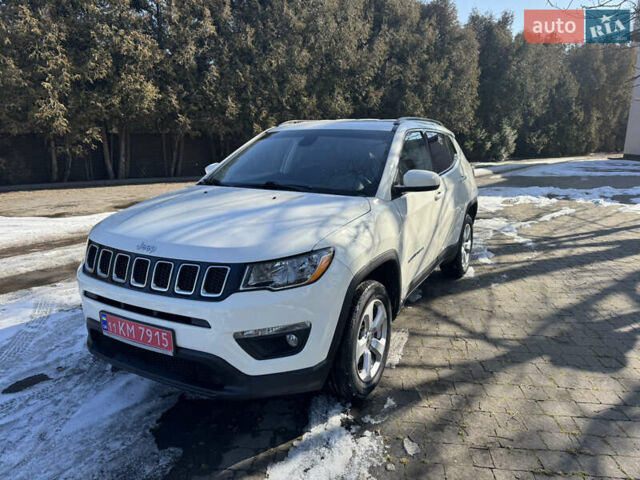 Білий Джип Compass, об'ємом двигуна 2.4 л та пробігом 67 тис. км за 14500 $, фото 1 на Automoto.ua