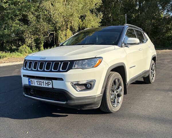 Білий Джип Compass, об'ємом двигуна 2.4 л та пробігом 22 тис. км за 17200 $, фото 1 на Automoto.ua