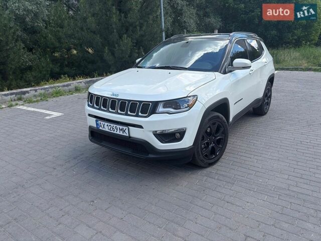 Белый Джип Компас, объемом двигателя 2.4 л и пробегом 65 тыс. км за 16500 $, фото 1 на Automoto.ua