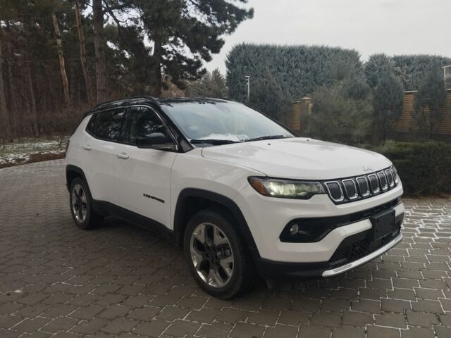 Белый Джип Компас, объемом двигателя 2.4 л и пробегом 42 тыс. км за 20200 $, фото 1 на Automoto.ua