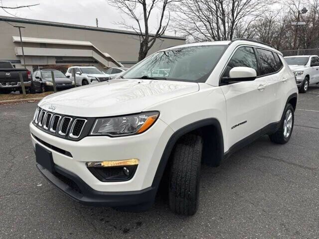 Белый Джип Компас, объемом двигателя 2.4 л и пробегом 16 тыс. км за 9800 $, фото 1 на Automoto.ua