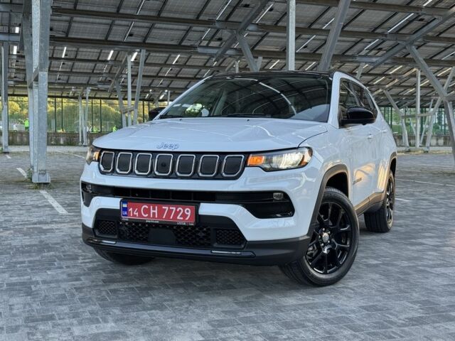 Білий Джип Compass, об'ємом двигуна 2.4 л та пробігом 21 тис. км за 21500 $, фото 1 на Automoto.ua