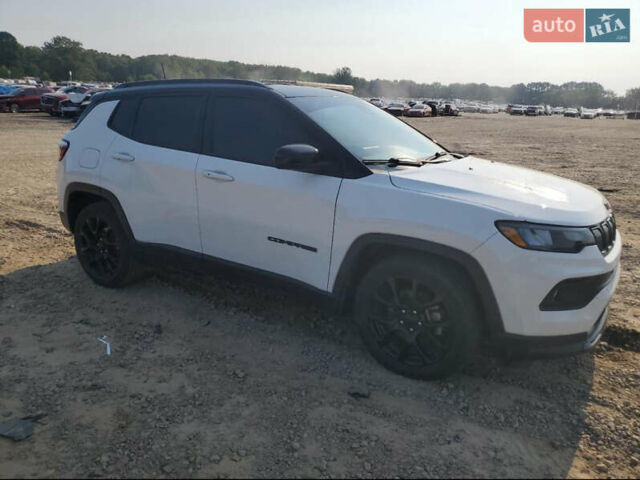 Белый Джип Компас, объемом двигателя 2.36 л и пробегом 92 тыс. км за 2950 $, фото 1 на Automoto.ua