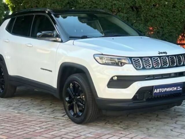 Білий Джип Compass, об'ємом двигуна 2.4 л та пробігом 93 тис. км за 17900 $, фото 1 на Automoto.ua