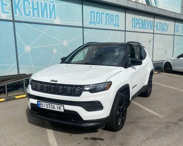 Белый Джип Компас, объемом двигателя 2.4 л и пробегом 82 тыс. км за 24500 $, фото 1 на Automoto.ua
