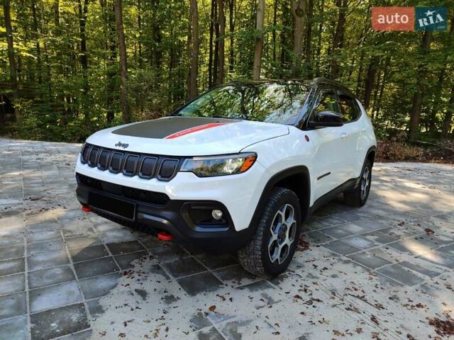 Белый Джип Компас, объемом двигателя 2.36 л и пробегом 44 тыс. км за 19500 $, фото 1 на Automoto.ua