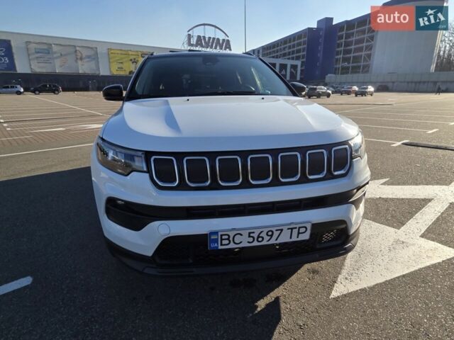 Білий Джип Compass, об'ємом двигуна 2.36 л та пробігом 95 тис. км за 16600 $, фото 1 на Automoto.ua