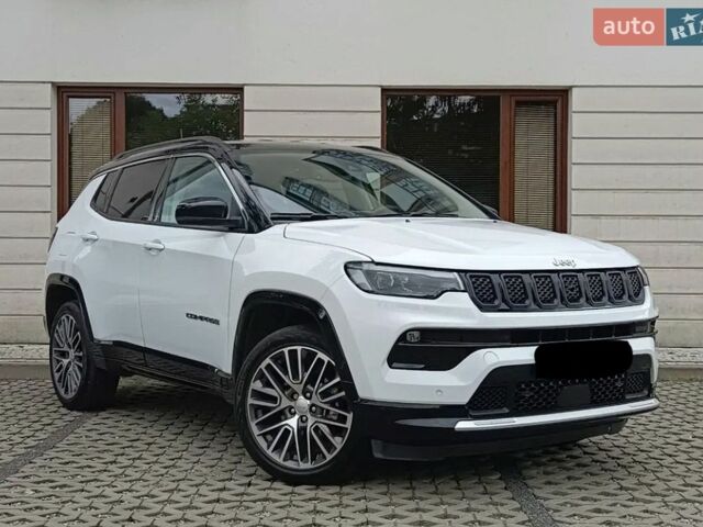 Белый Джип Компас, объемом двигателя 2.36 л и пробегом 57 тыс. км за 7300 $, фото 1 на Automoto.ua
