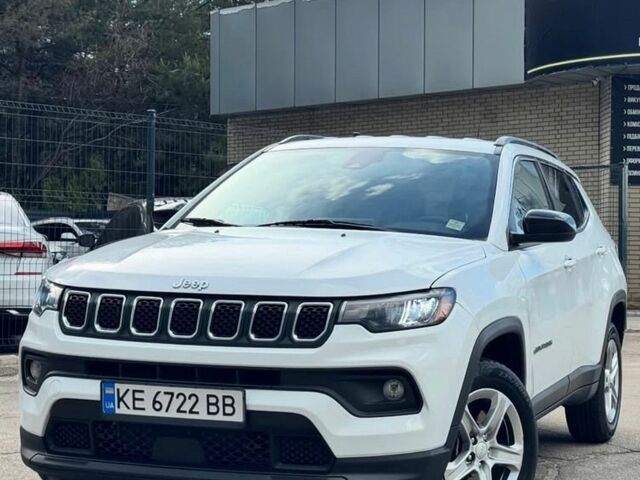 Білий Джип Compass, об'ємом двигуна 2 л та пробігом 58 тис. км за 17800 $, фото 1 на Automoto.ua