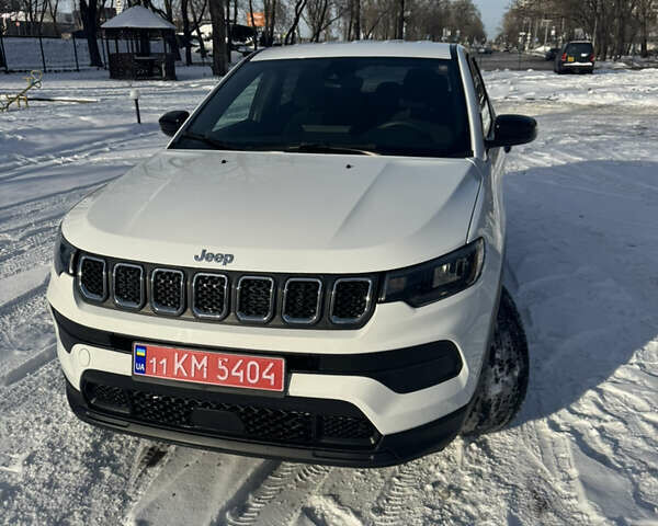 Белый Джип Компас, объемом двигателя 2 л и пробегом 32 тыс. км за 19800 $, фото 1 на Automoto.ua