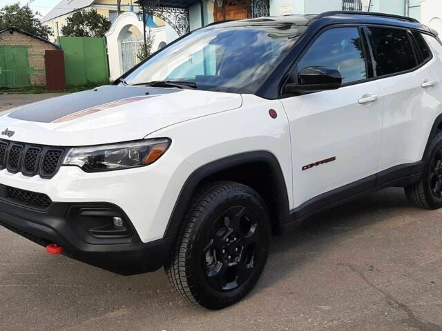 Білий Джип Compass, об'ємом двигуна 2 л та пробігом 34 тис. км за 13240 $, фото 1 на Automoto.ua