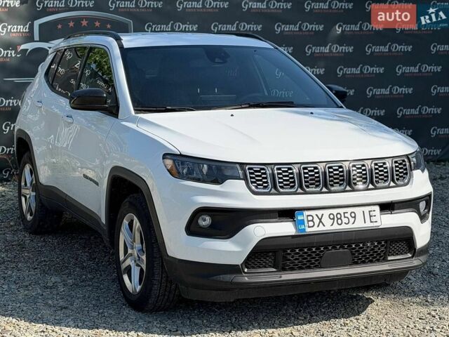 Білий Джип Compass, об'ємом двигуна 2 л та пробігом 87 тис. км за 17900 $, фото 1 на Automoto.ua
