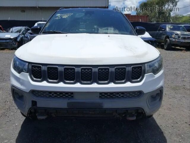 Білий Джип Compass, об'ємом двигуна 2 л та пробігом 53 тис. км за 12250 $, фото 1 на Automoto.ua