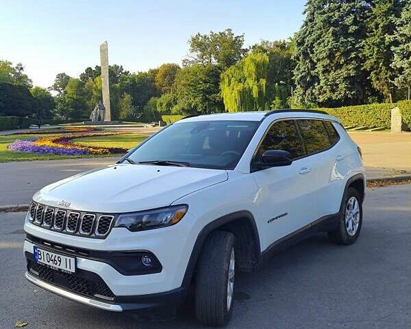 Белый Джип Компас, объемом двигателя 2 л и пробегом 20 тыс. км за 25200 $, фото 1 на Automoto.ua