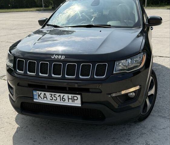 Черный Джип Компас, объемом двигателя 2.4 л и пробегом 151 тыс. км за 16999 $, фото 1 на Automoto.ua